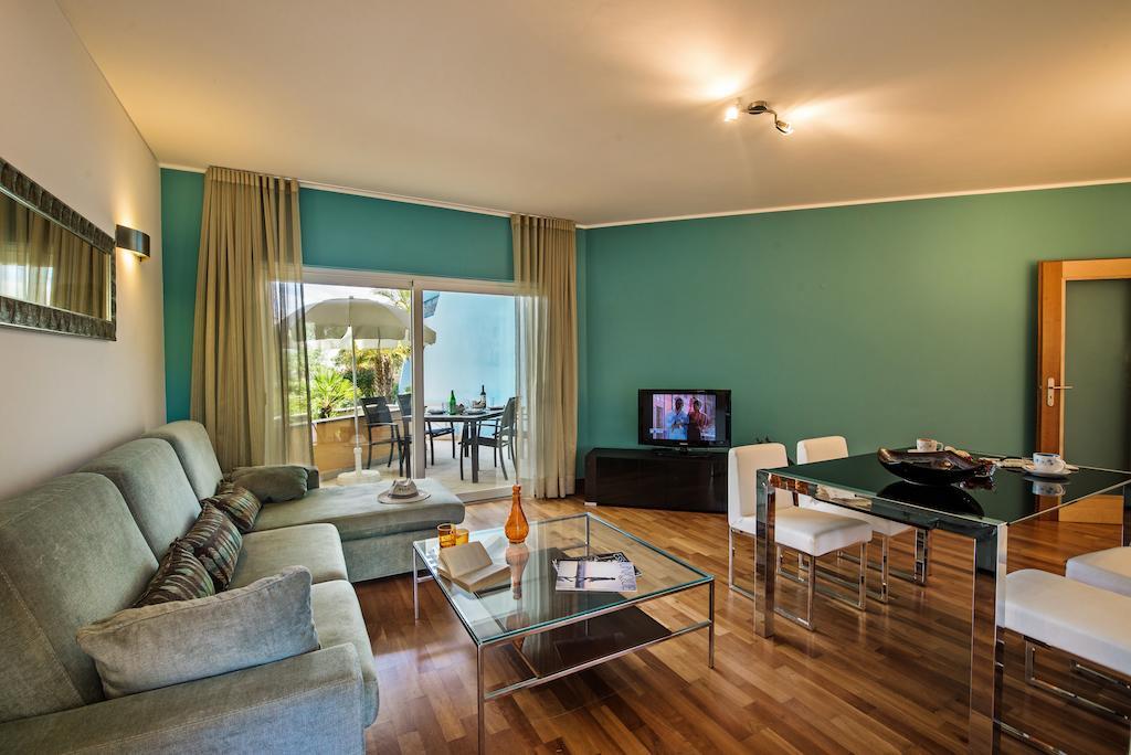 Aparthotel Foz Da Ria à Odiáxere Chambre photo