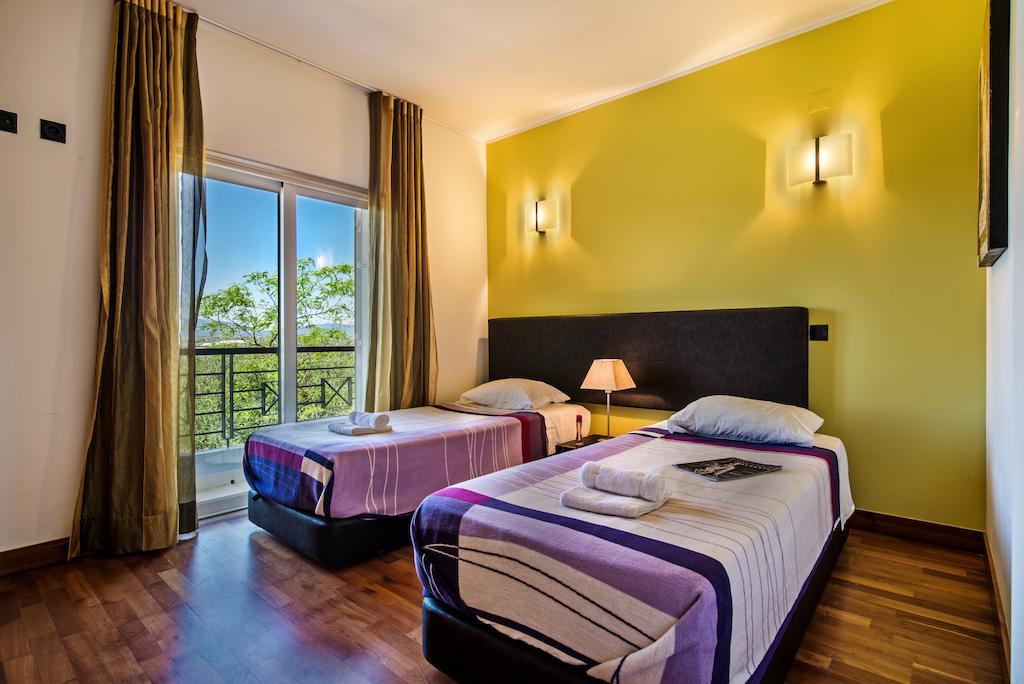 Aparthotel Foz Da Ria à Odiáxere Chambre photo